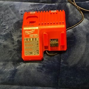Milwaukee M12/M18 charger, new never used